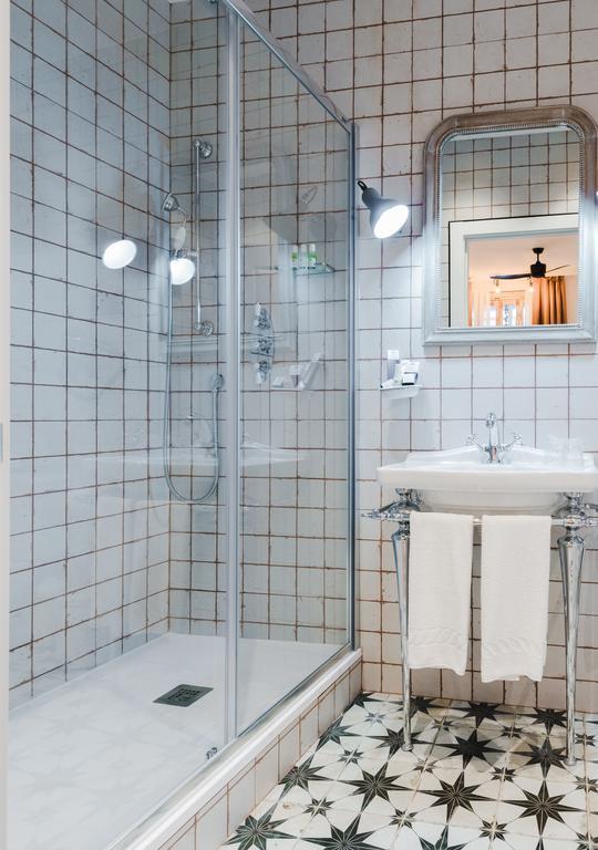 Guest house Boutique Caravan Cinema Bilbao